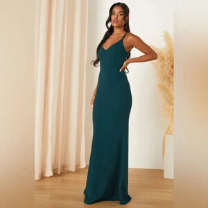 Lulus Emerald Green Strap V-Neck Gown Empire Waist Wedding Size M Flowy Skirt